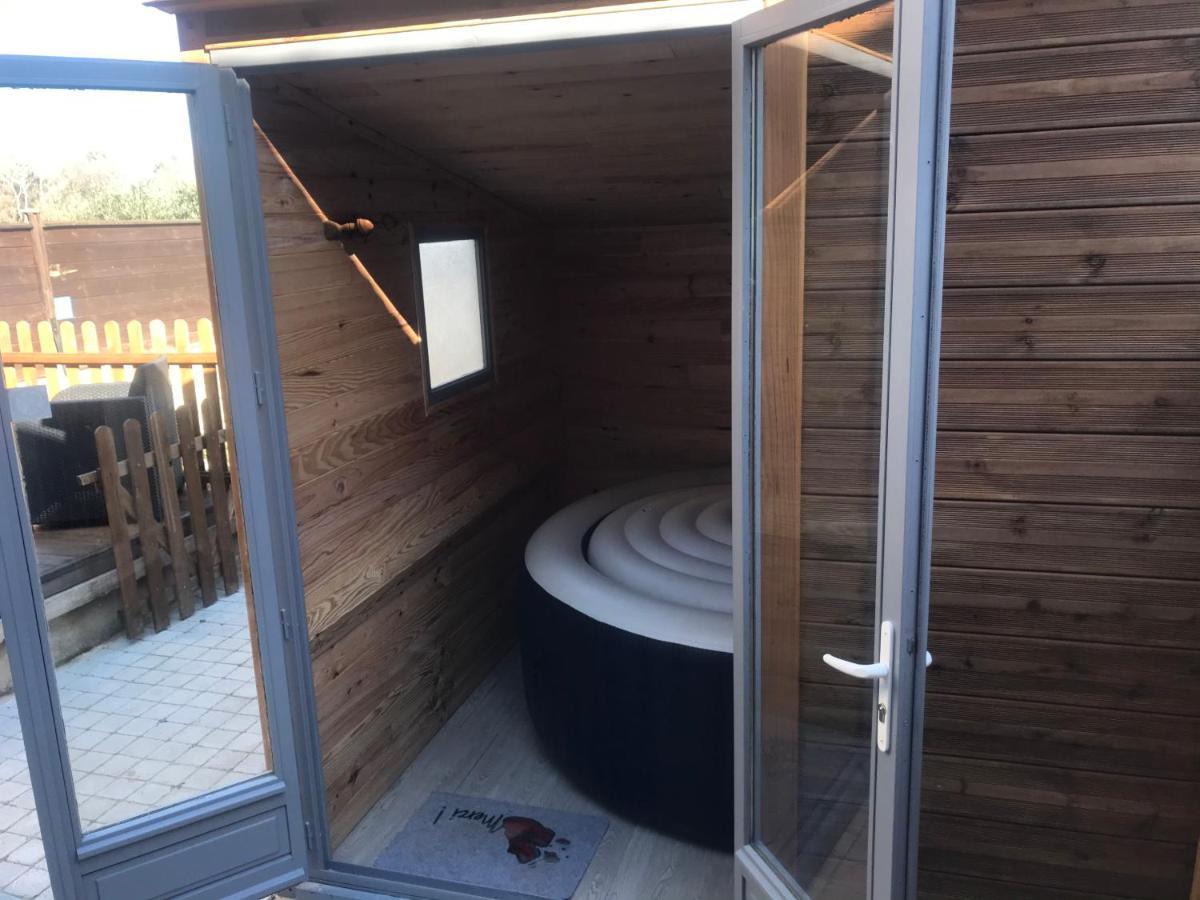 Gite Du Serre De Boudre Climatise, Spa Permanent Buisson 外观 照片