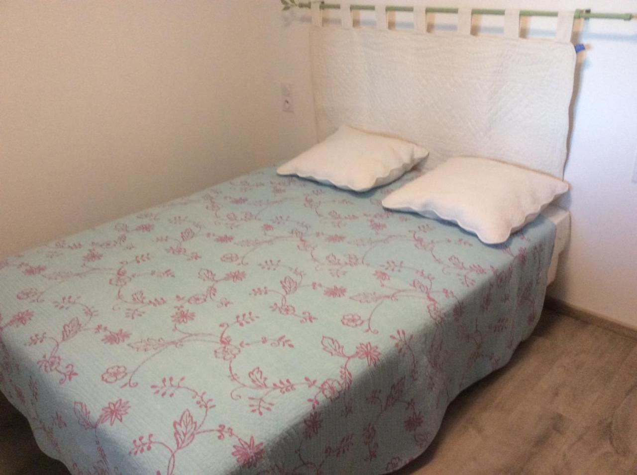 Gite Du Serre De Boudre Climatise, Spa Permanent Buisson 外观 照片