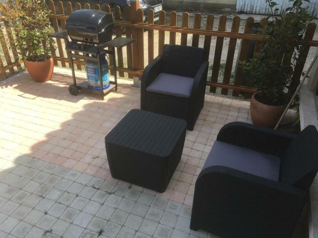 Gite Du Serre De Boudre Climatise, Spa Permanent Buisson 外观 照片