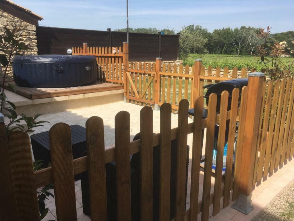 Gite Du Serre De Boudre Climatise, Spa Permanent Buisson 外观 照片